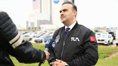 Sanayi ve Teknoloji Bakanı Kacır, Türkiye'nin ilk astronotu Gezeravcı'nın Uluslararası