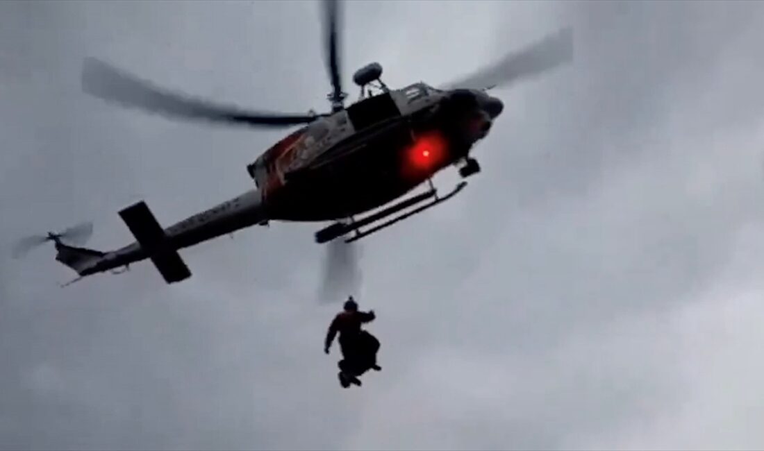 Bakan Yerlikaya, “MV Sicilia” isimli yük gemisinden 7 kişilik mürettebatın kurtarıldığını duyurdu İçişleri Bakanı Ali Yerlikaya, sabah saatlerinde tahliye çalışması başlatılan "MV