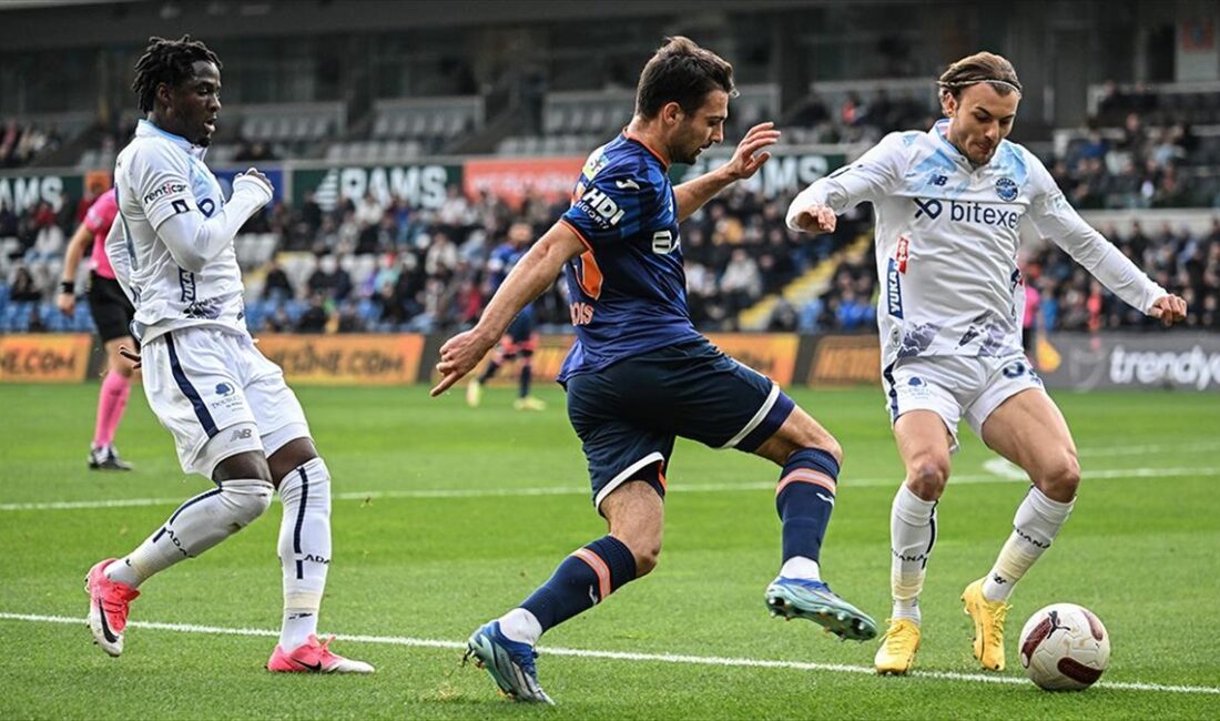 Trendyol Süper Lig'in 19. haftasında RAMS Başakşehir ile Yukatel Adana