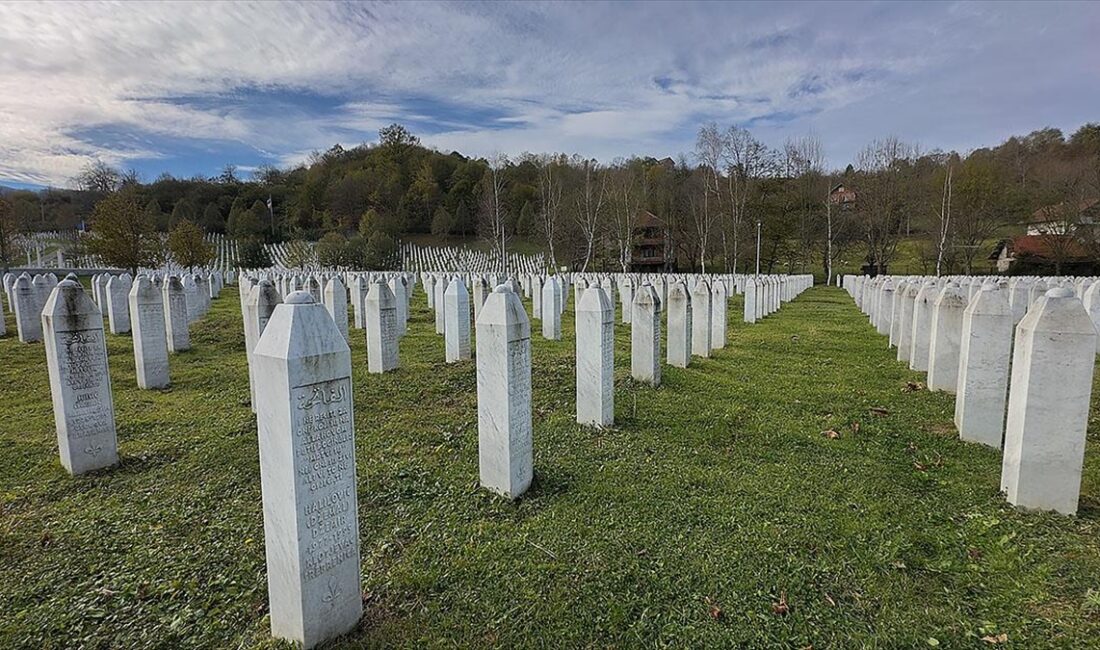 Birleşmiş Milletlerin (BM), Bosna Hersek'teki savaş sırasında 1995'te Boşnak nüfusa
