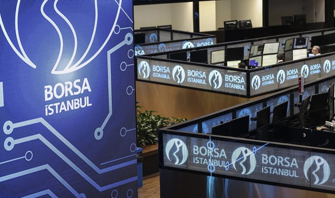 Borsa İstanbul'da BIST 100 endeksi, güne yüzde 0,63 yükselişle 8.142,06