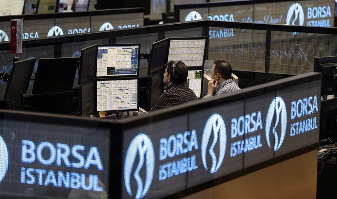 Borsa İstanbul'da BIST 100 endeksi, günü yüzde 0,98 değer kazanarak