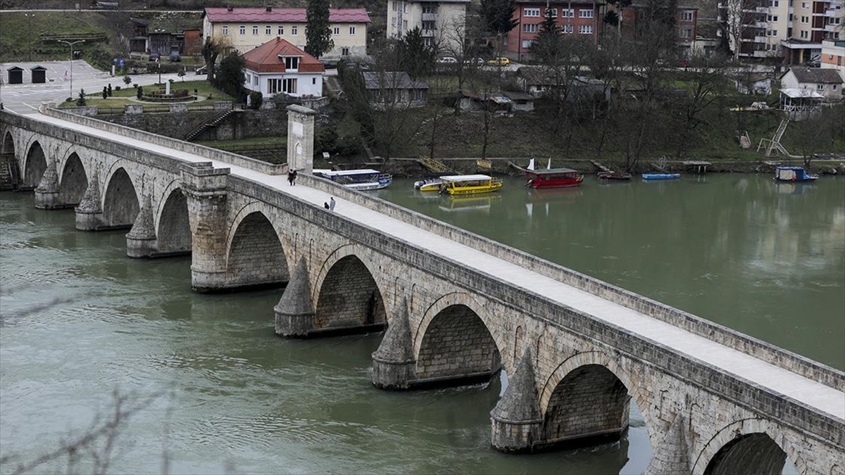 Osmanlı'nın, Bosna Hersek'in doğusundaki Visegrad şehrine hatıra bıraktığı "Sokullu Mehmed