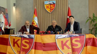 Trendyol Süper Lig ekibi Mondihome Kayserispor'un teknik direktörlüğüne getirilen Burak