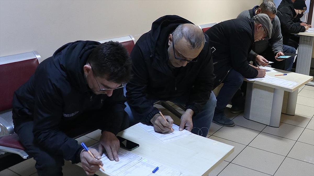 2023'te, EYT düzenlemesinin yasalaşmasından memur ve işçilerin toplu sözleşmelerine, emekli