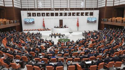 Asgari ücret desteğinin 500 liradan 700 liraya yükseltilmesine yönelik düzenlemeyi