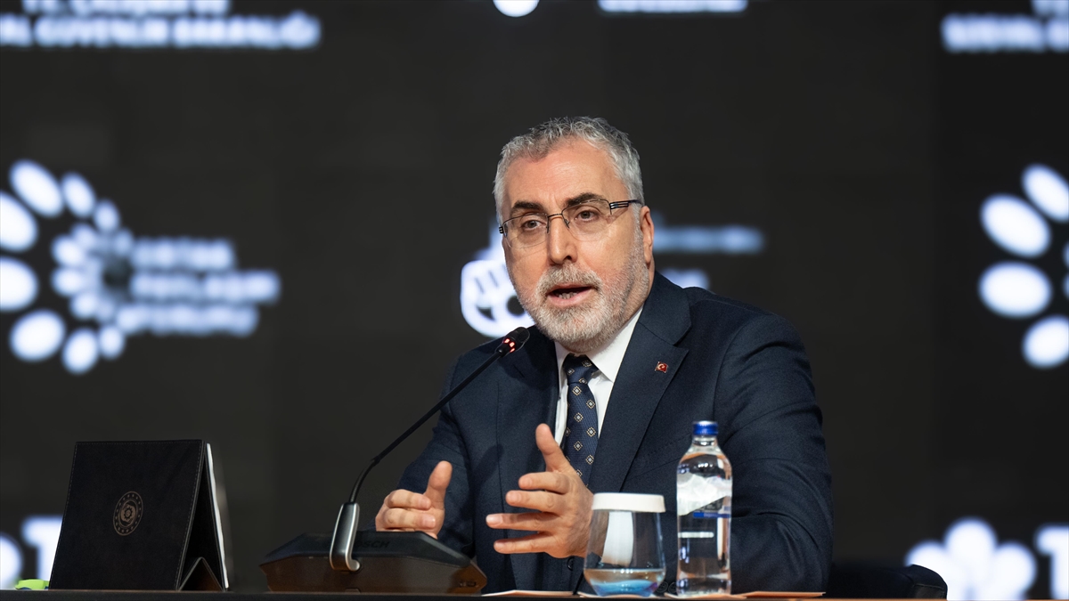 Çalışma ve Sosyal Güvenlik Bakanı Işıkhan, "Nitelikli ara personel ihtiyacını