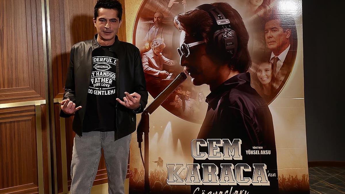 Yüksel Aksu'nun yönetmenliğini üstlendiği "Cem Karaca'nın Gözyaşları", gerek müzik kariyeri