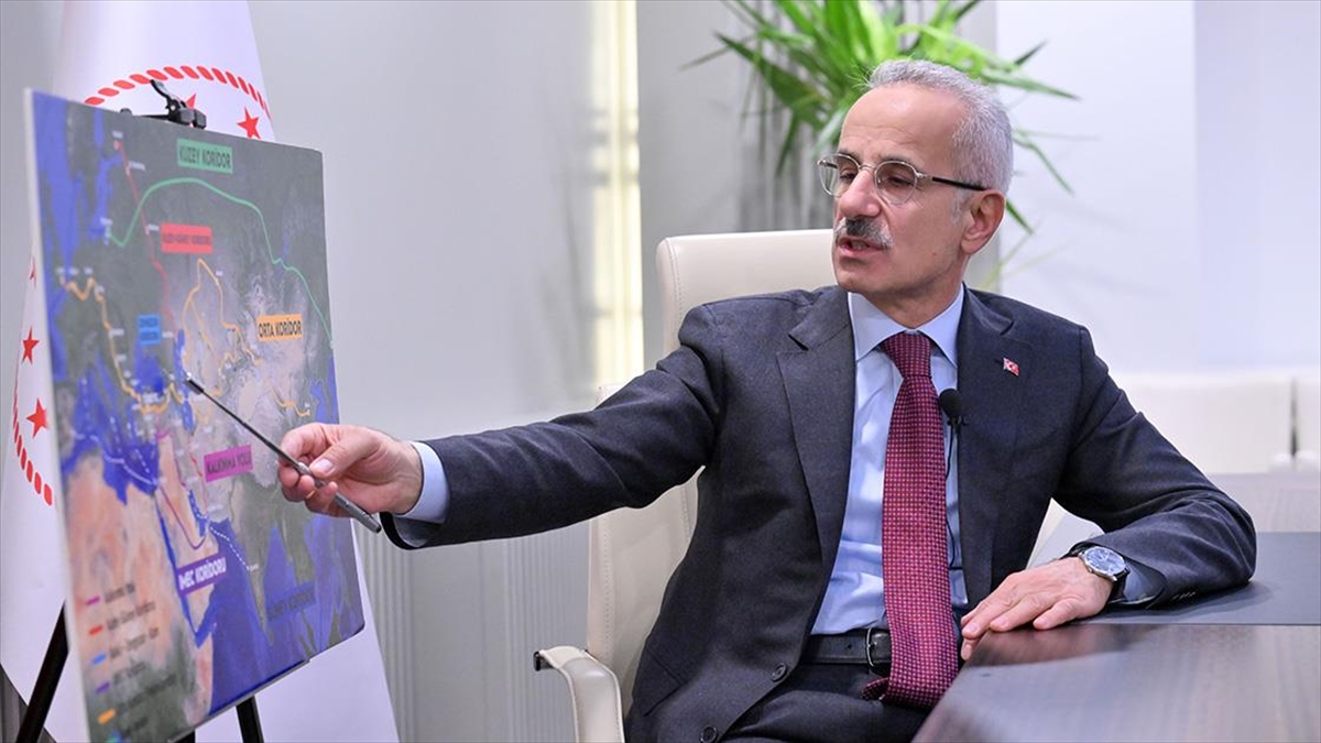 Ulaştırma ve Altyapı Bakanı Abdulkadir Uraloğlu, Yozgat, Bayburt-Gümüşhane, Hatay ve