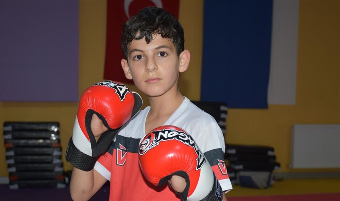 Kahramanmaraş merkezli 6 Şubat'taki depremlerden etkilenen Malatya'da, bir süre antrenmanlarını