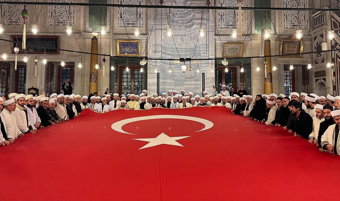 İstanbul Din Görevlileri Derneği öncülüğünde, Fatih Müftülüğü ve sivil toplum