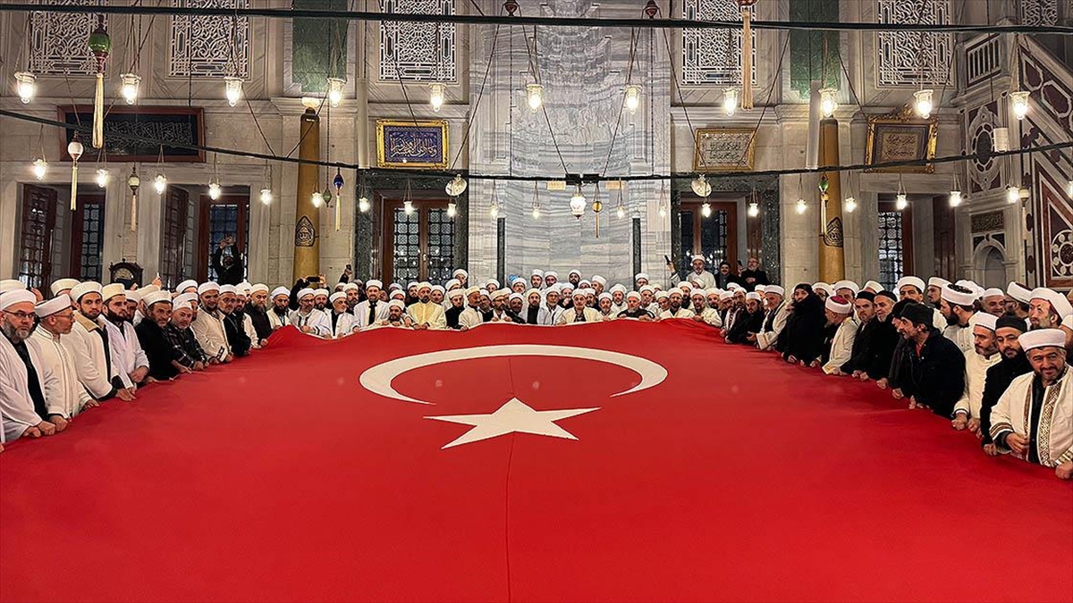 İstanbul Din Görevlileri Derneği öncülüğünde, Fatih Müftülüğü ve sivil toplum