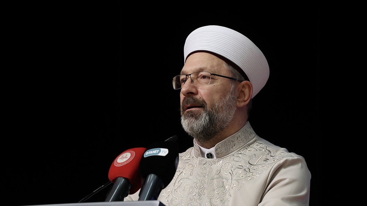Diyanet İşleri Başkanı Ali Erbaş, Türkiye'nin nüfusuna göre hac kontenjanının