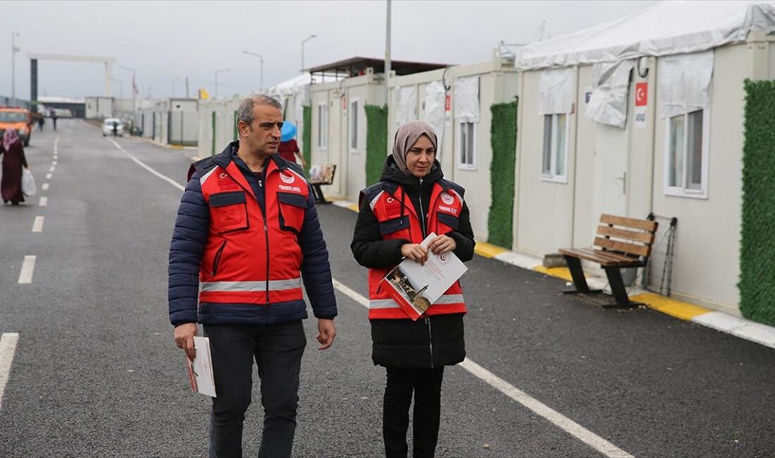 Kahramanmaraş merkezli 6 Şubat'taki depremlerden etkilenen Diyarbakır'da, Aile ve Sosyal