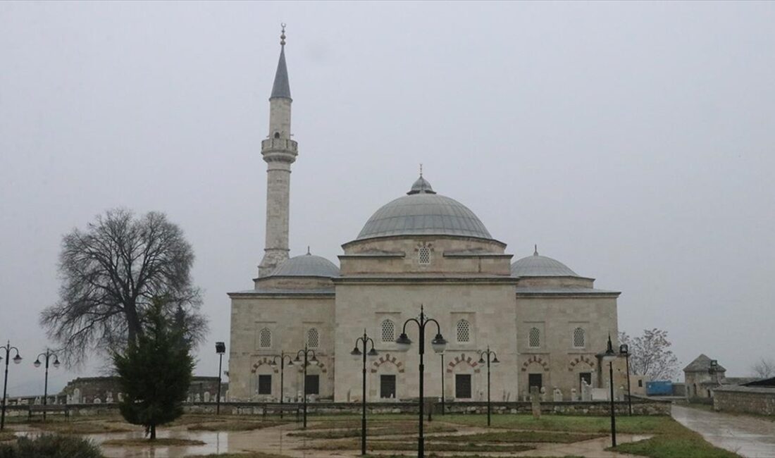 Edirne'de, 15. yüzyılda 2. Murat döneminde yaptırılan Edirne Mevlevihanesi'nin rölöve,