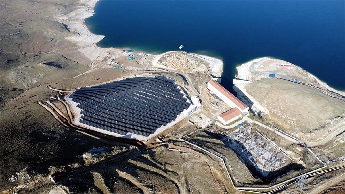 Elazığ'da, Devlet Su İşleri (DSİ) 9. Bölge Müdürlüğünün güneş enerjisi