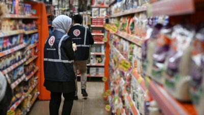 Ticaret Bakanlığınca, geçen yıl otomotiv, emlak ve gıda sektörleri ile