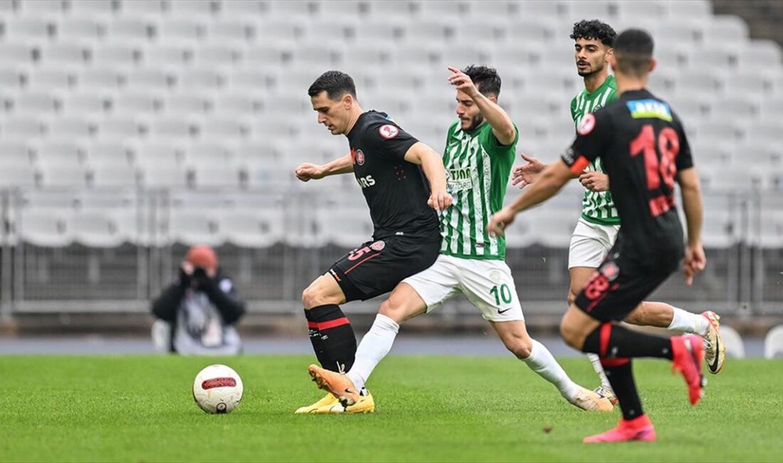 Ziraat Türkiye Kupası 5. turunda Süper Lig ekibi VavaCars Fatih