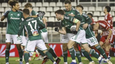 Yunanistan Kupası son 16 turu ilk maçında Fatih Terim'in çalıştırdığı