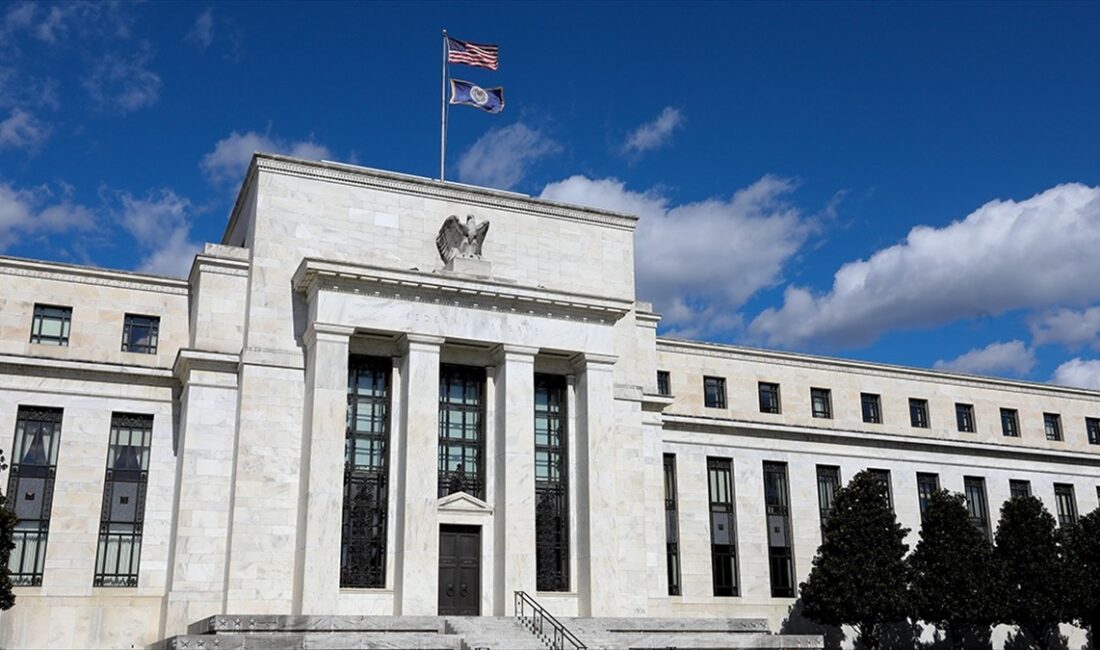 Uzmanlar, ABD Merkez Bankası'nın (Fed) ilk faiz indirimi için en