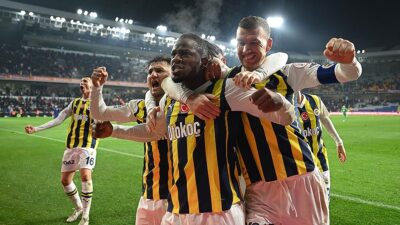 Fenerbahçe, Trendyol Süper Lig'in 22. haftasında Batshuayi'nin 90+4'te penaltıdan attığı