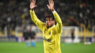 İSTANBUL (AA) – Sarı-lacivertli kul&uuml;pten yapılan a&ccedil;ıklamada, yaşadığı sakatlık nedeniyle