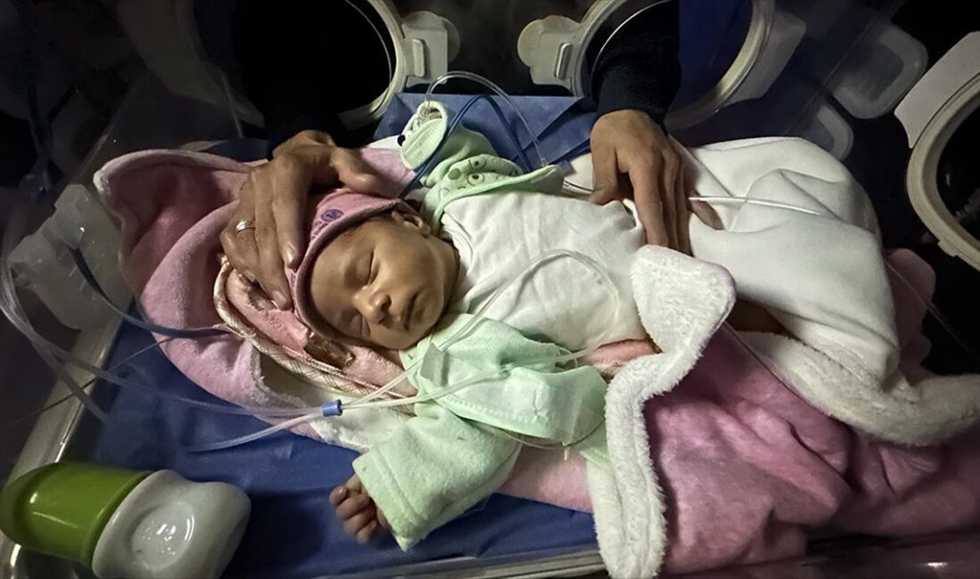 Filistin Kızılayı, Gazze'de her gün 180 kadının İsrail'in saldırıları ve