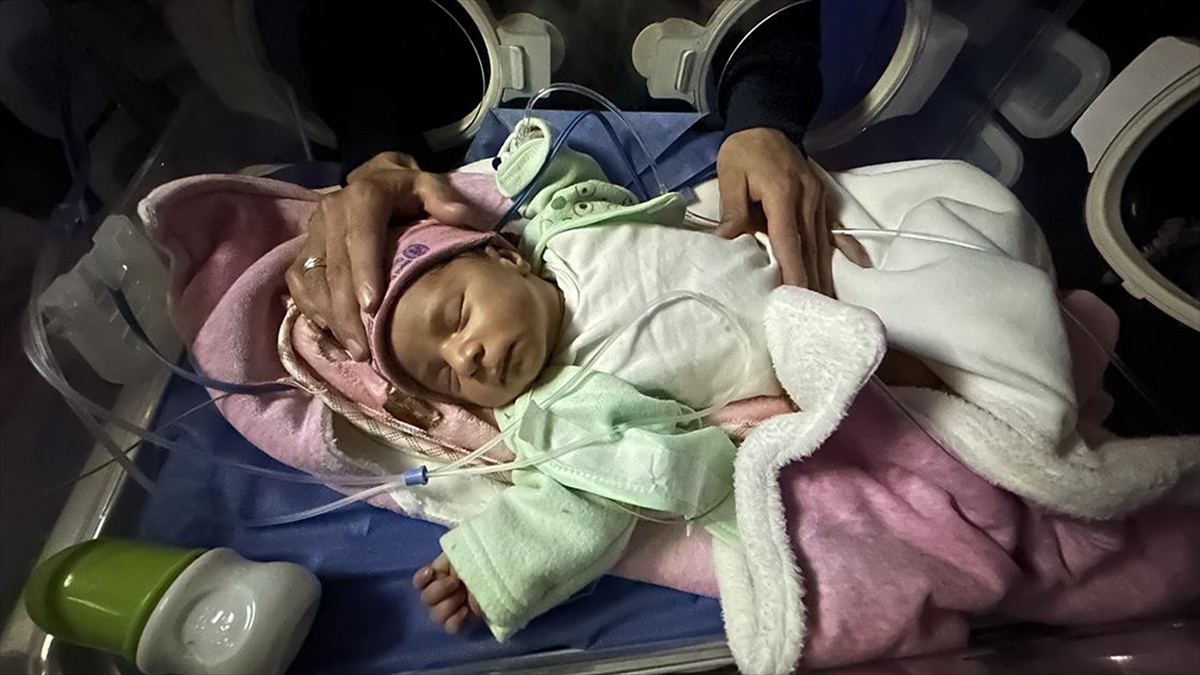 Filistin Kızılayı, Gazze'de her gün 180 kadının İsrail'in saldırıları ve