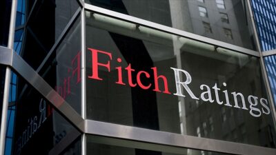 Fitch Ratings, merkez bankalarının faiz indirimlerinde yavaş hareket edeceğini ve