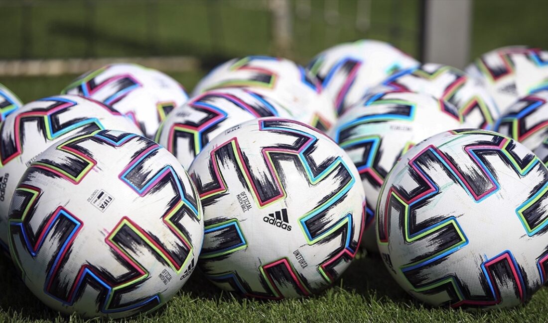 Futbolda "ara transfer" olarak adlandırılan ikinci transfer ve tescil dönemi