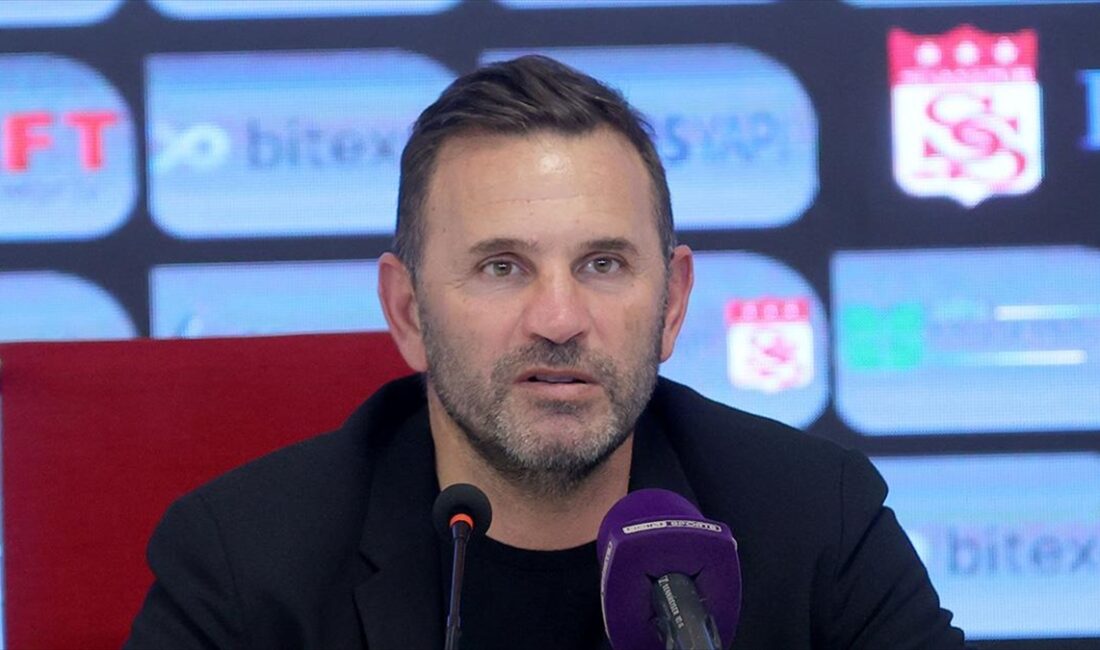 Galatasaray Teknik Direktörü Okan Buruk, Trendyol Süper Lig'de ertelenen 16.