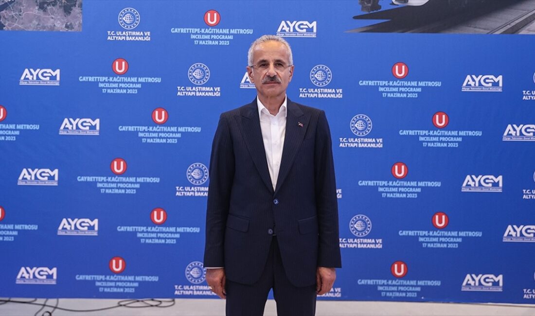 Ulaştırma ve Altyapı Bakanı Uraloğlu, Gayrettepe-İstanbul Havalimanı Metro Hattı'nın son