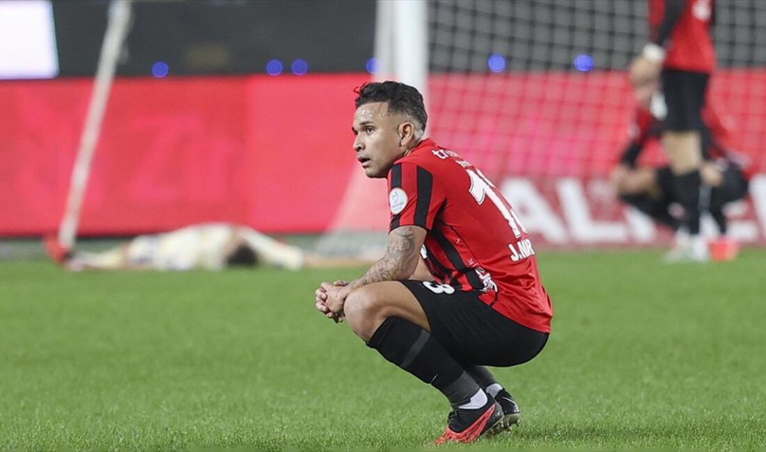 Trendyol Süper Lig'in 19. haftasında konuk ettiği Siltaş Yapı Pendikspor