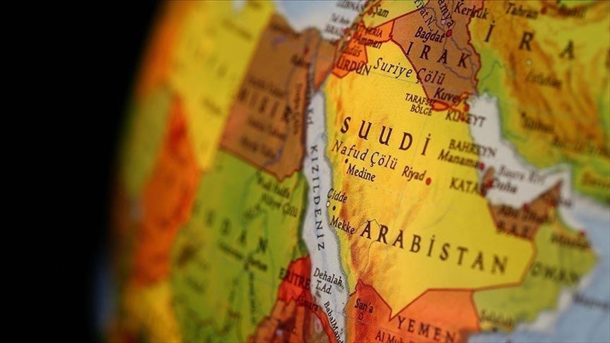 Yemen'deki İran destekli Husiler, İsrail aleyhindeki askeri operasyonlarına ve İsrail