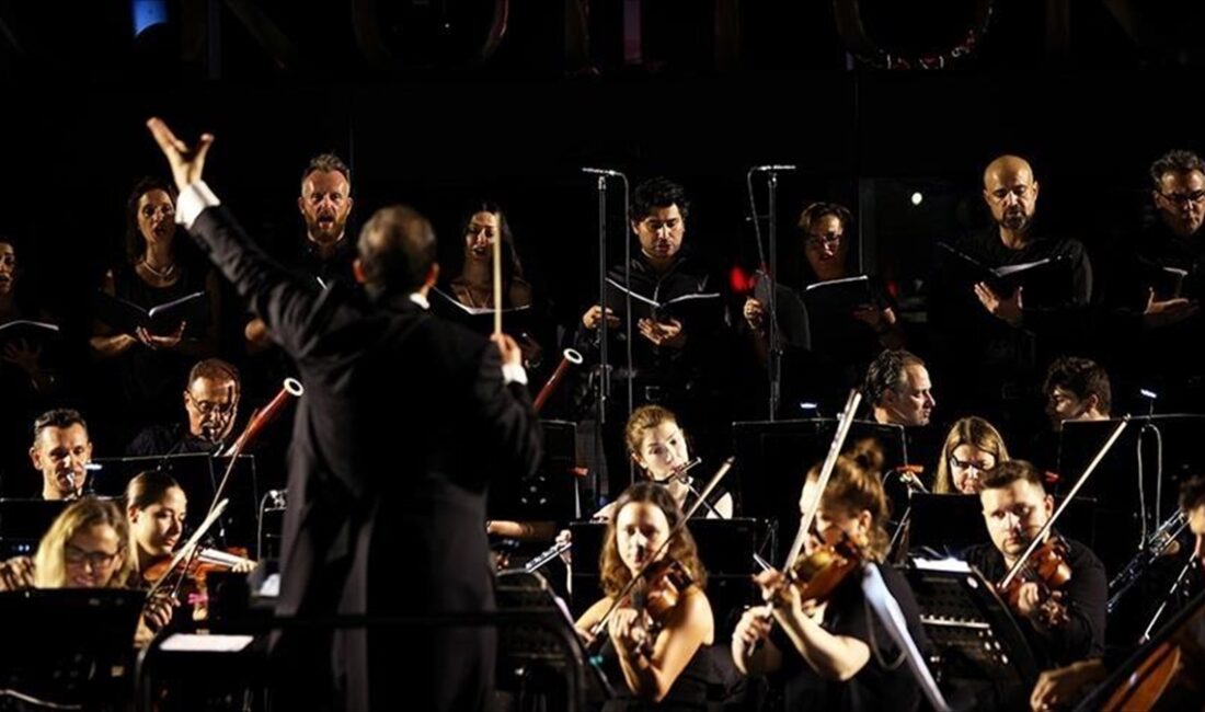İstanbul Devlet Opera ve Balesinin (İDOB) hazırladığı "Ulusal Müziğimiz" konser