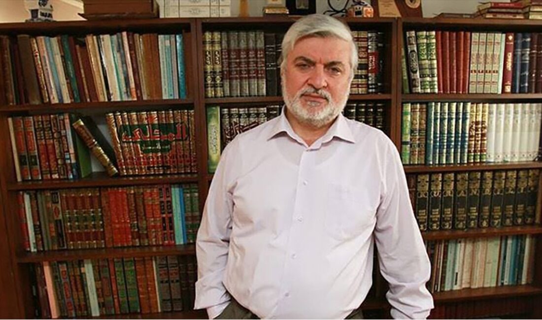 Diyanet İşleri Başkanı Ali Erbaş, ilahiyatçı Prof. Dr. Faruk Beşer'in