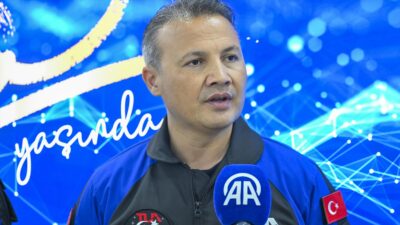 Kayseri Büyükşehir Belediye Başkanı Memduh Büyükkılıç, TÜBİTAK destekli 6 bilim