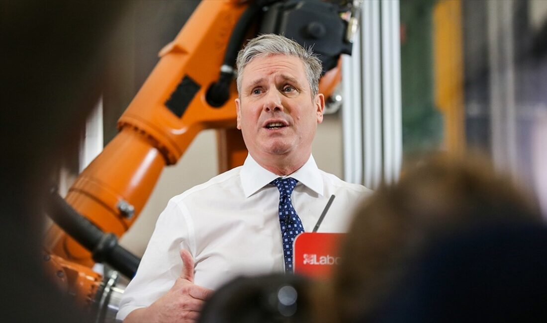 İngiltere’de ana muhalefetteki İşçi Partisi lideri Keir Starmer, iki devletli