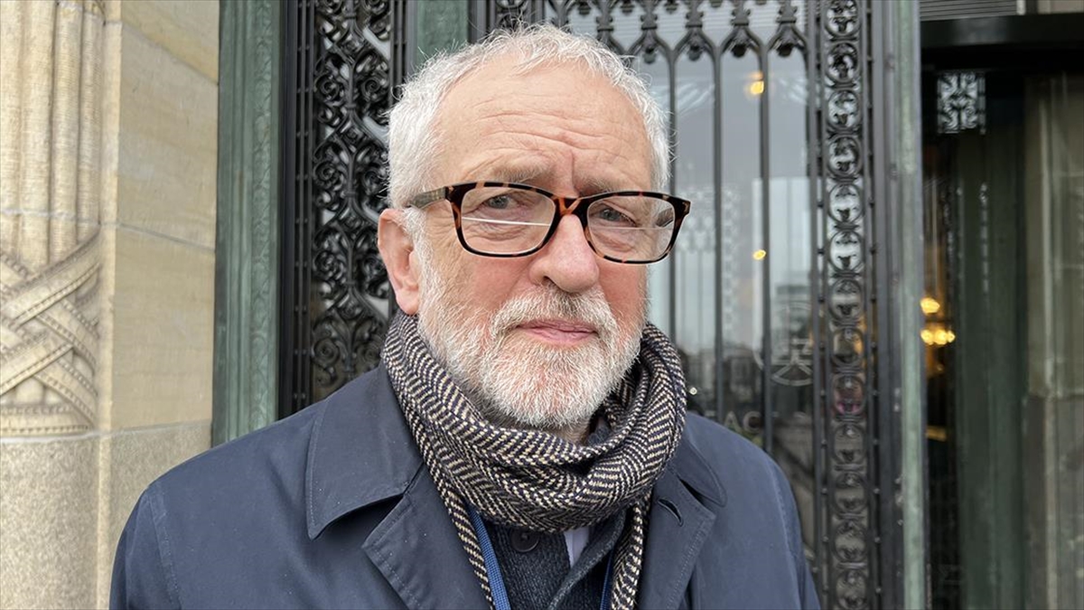 İngiltere'de ana muhalefetteki İşçi Partisinin eski lideri ve milletvekili Jeremy