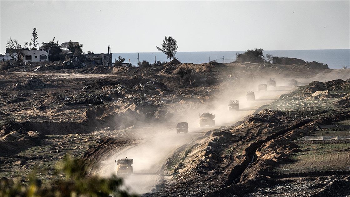 İsrail ordusu, işgal ve saldırılarını sürdürdüğü Gazze Şeridi'ndeki 36'ncı Tümen'i
