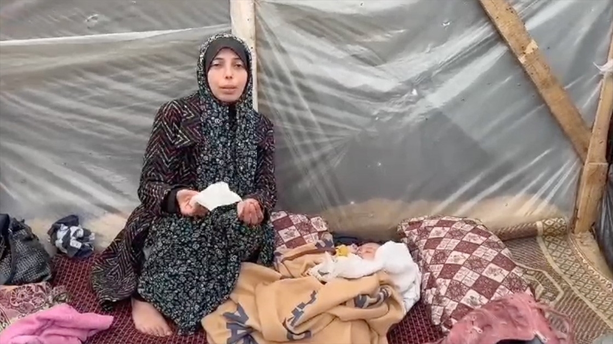 İsrail'in abluka altındaki Gazze Şeridi'ne 100 günü aşkın süredir düzenlediği