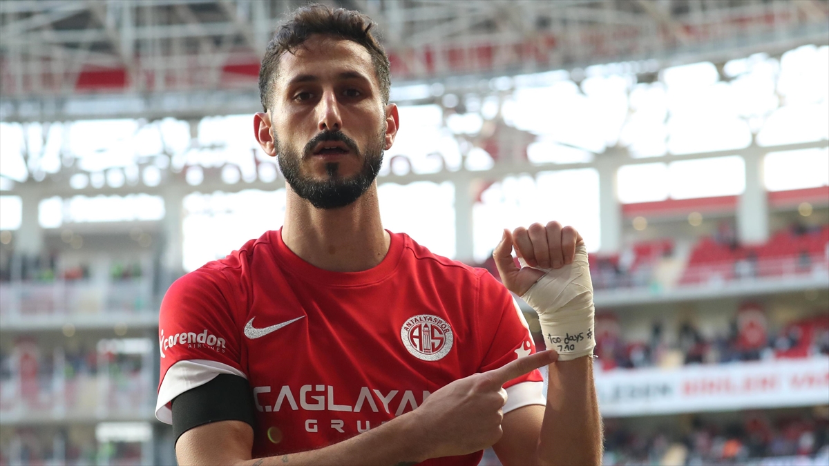 Trabzonspor maçında attığı golden sonra yaptığı hareket nedeniyle açılan soruşturma