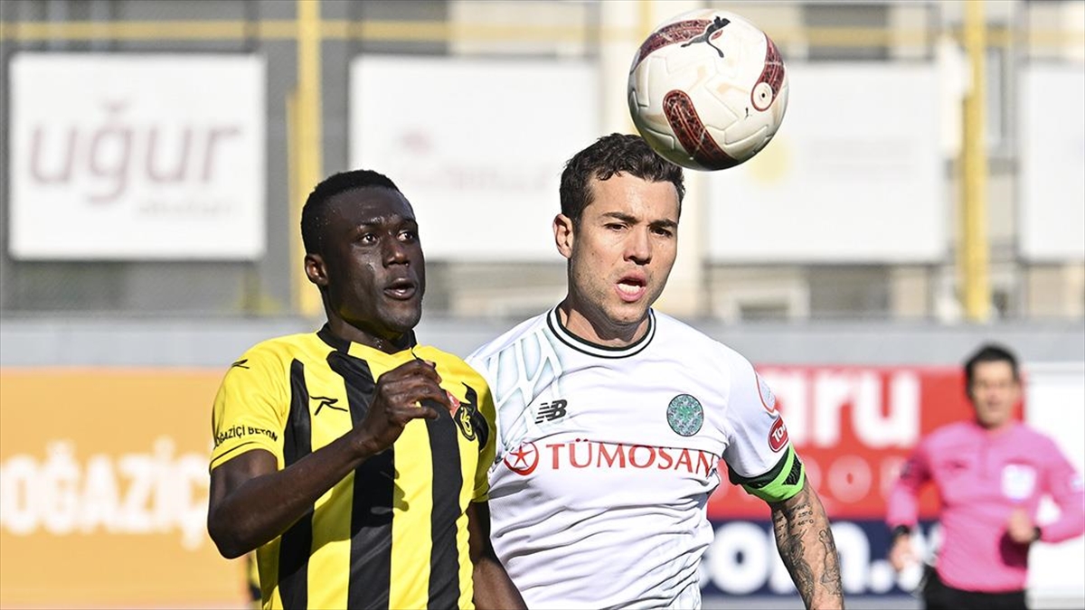 Trendyol Süper Lig'in 20. haftasında İstanbulspor ile TÜMOSAN Konyaspor 0-0