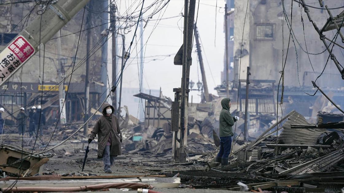 Japonya'nın batısındaki İşikava eyaletinde ve bu bölgedeki Noto Yarımadası kıyısında
