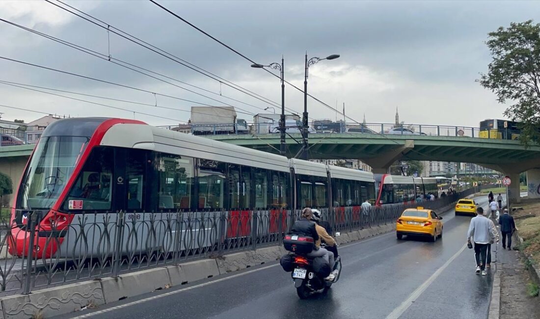 Metro İstanbul, Kabataş-Bağcılar tramvay hattındaki bakım çalışmaları nedeniyle seferlerin saat