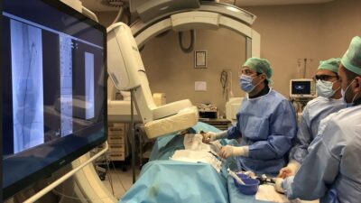 Karaciğer kanseri türlerinin bir kısmı, tümörü besleyen damarı tıkayıp tümöre