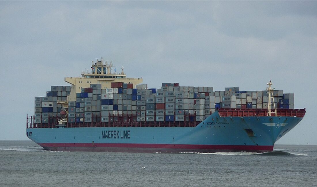 Danimarkalı deniz taşımacılığı şirketi Maersk, gemilerinden birinin hafta sonu Husilerin