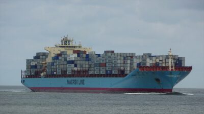 Danimarkalı deniz taşımacılığı şirketi Maersk, gemilerinden birinin hafta sonu Husilerin