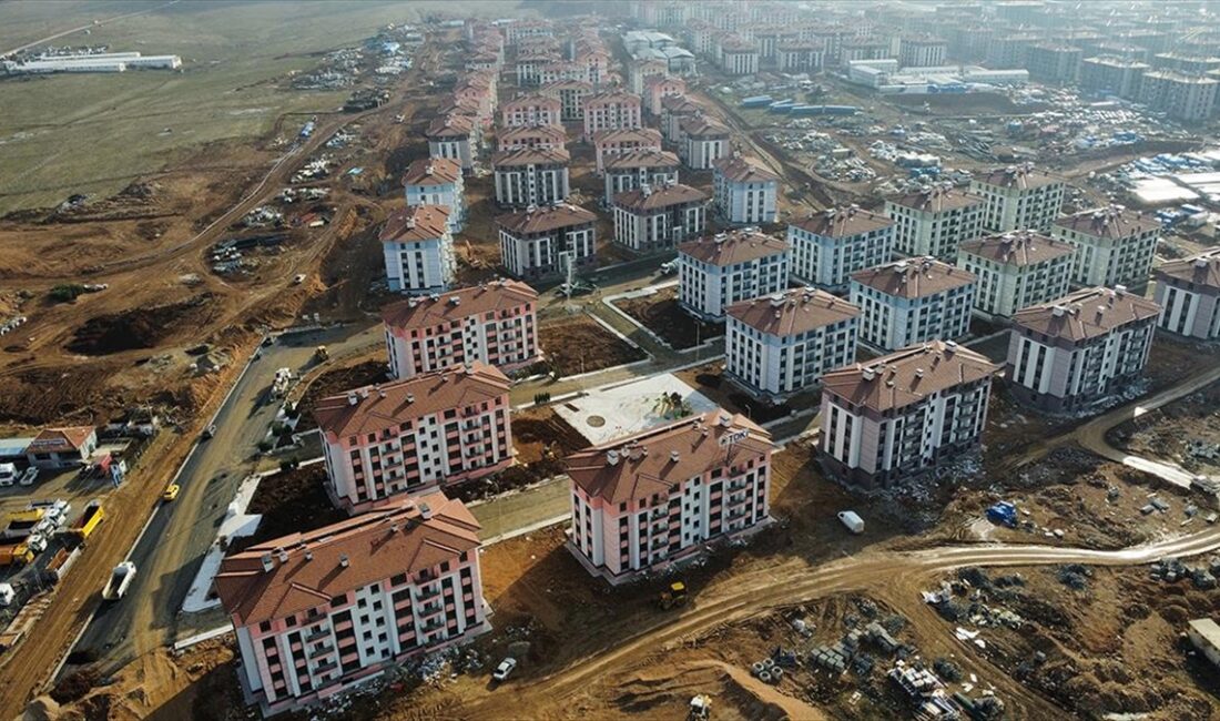 Kahramanmaraş merkezli 6 Şubat'taki depremlerin yıkıma neden olduğu Malatya'da, yapımı