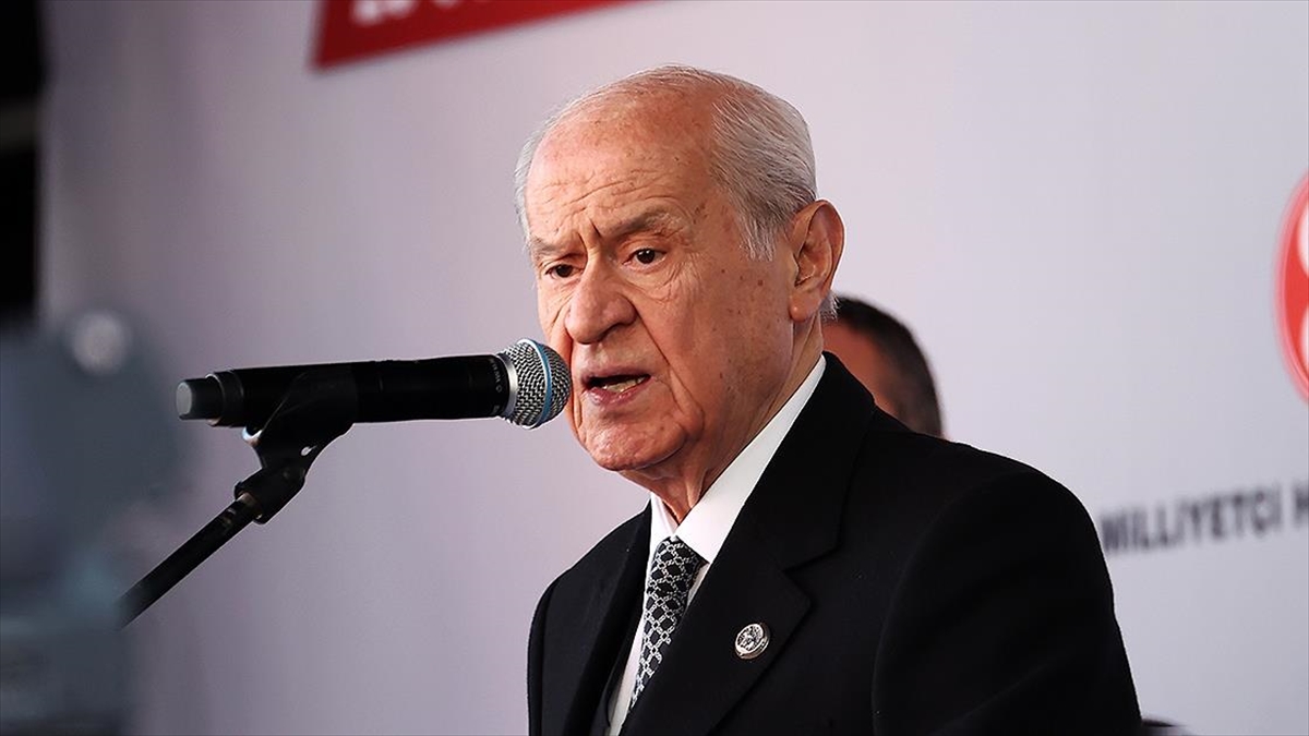 MHP Genel Başkanı Devlet Bahçeli, "İç sorunları giderek yaygınlaşan, Teksas